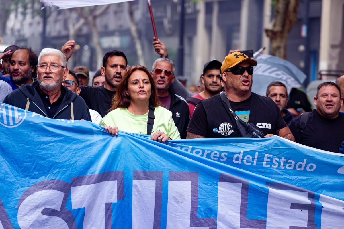 Trabajadores del Astillero Río Santiago repudiaron la represión del gobierno y este miércoles volverán a marchar al Congreso