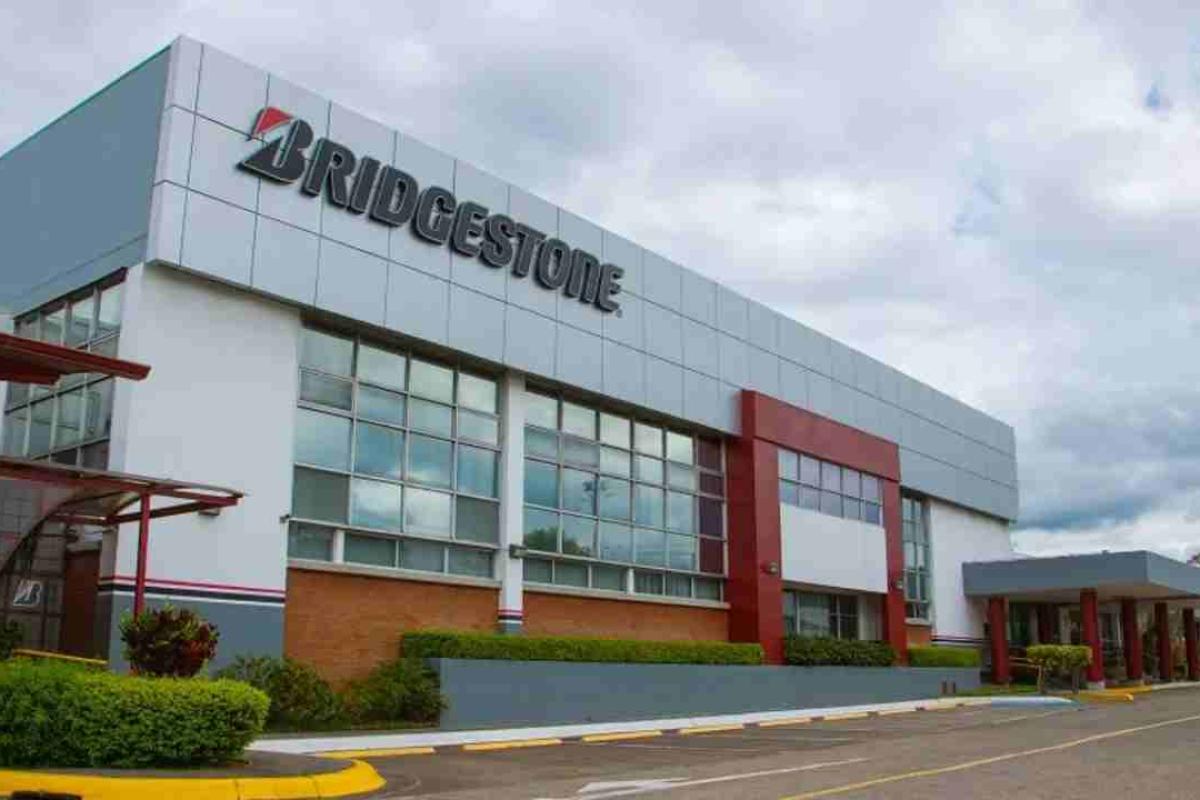 Bridgestone Argentina en la cuerda floja: Crisis de producción y guerra sindical sacuden a la planta de Lavallol