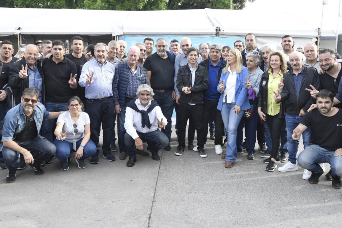 Kicillof Encabeza Acto por el Día de la Lealtad en Berisso con la CGT y las CTA