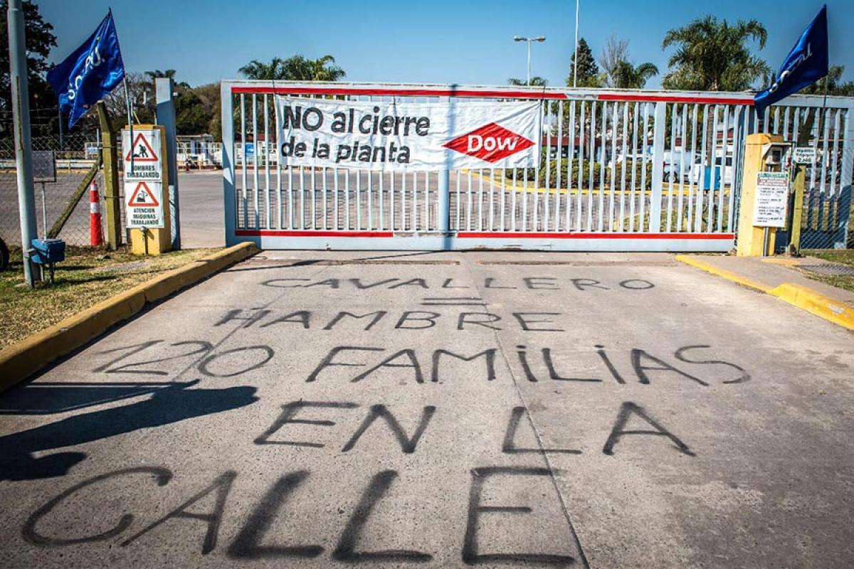 Dow Argentina Cierra Planta y Despide a 120 Trabajadores: Un Golpe a la Industria Local