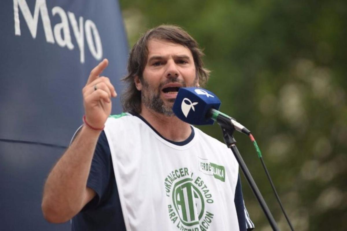 ATE Capital denuncia a Javier Milei por incitación a la violencia y apología del nazismo; Catalano convoca a un frente de resistencia