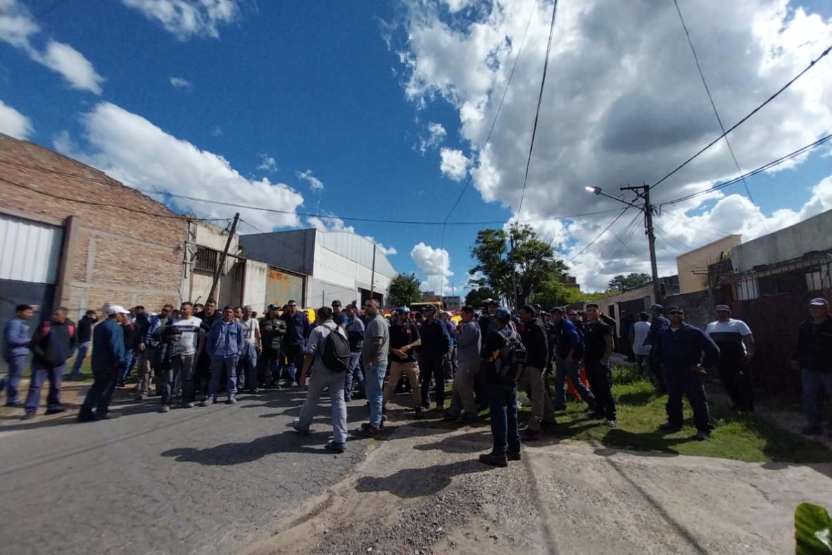 Inseguridad extrema: atacan a tiros a trabajadores de Elecsur en plena jornada laboral