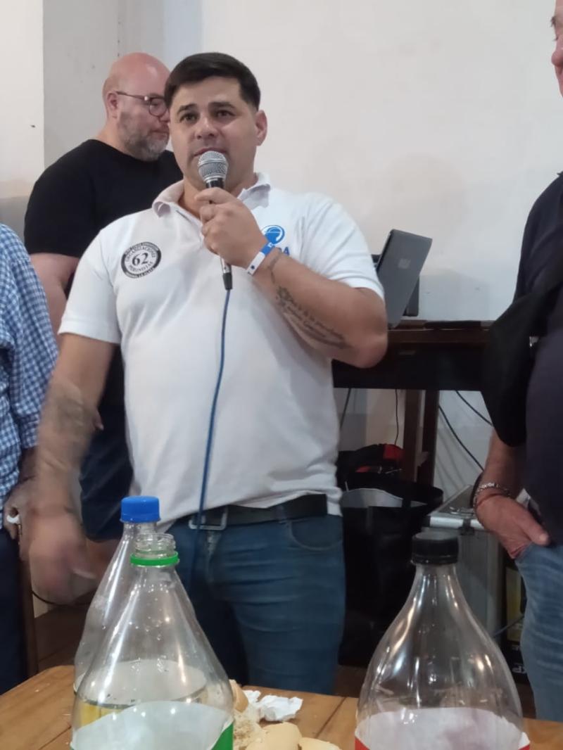 El peronismo platense se rearma: Iván Tobar y la vieja guardia en busca de unidad y proyección electoral