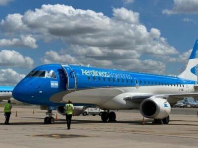 Paro en Aeroparque y Ezeiza: La Asociación de Aeronavegantes Intensifica la Protesta por Salarios en Medio de la Crisis del Sector