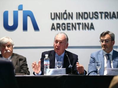 La UIA reclama reformas laborales y destaca la crisis de las pymes