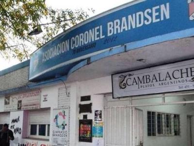 Violencia sin fin: Un joven fue atacado en el Club Brandsen de La Plata